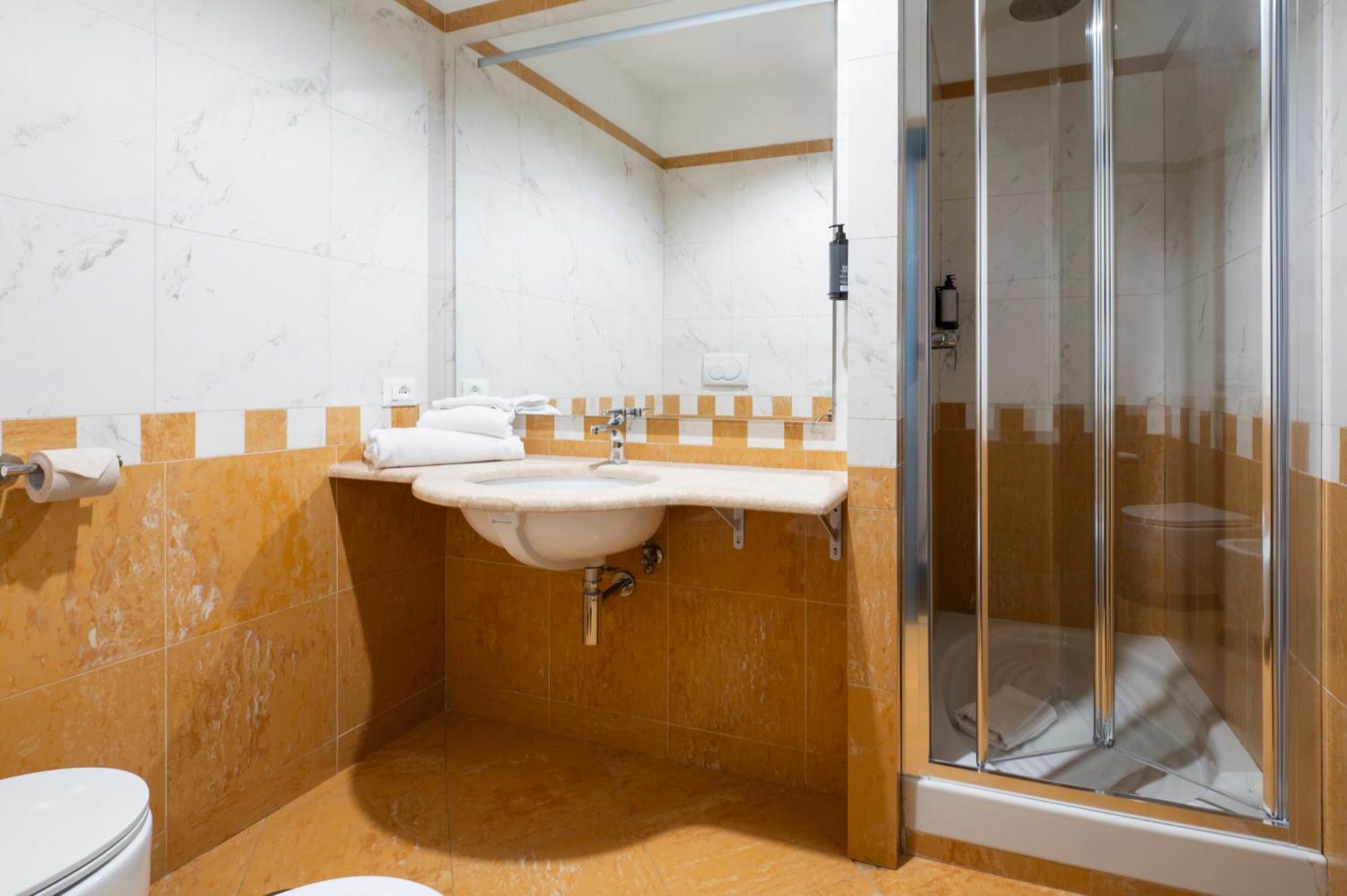 Rome Ciampino Smart Hotel Exteriör bild